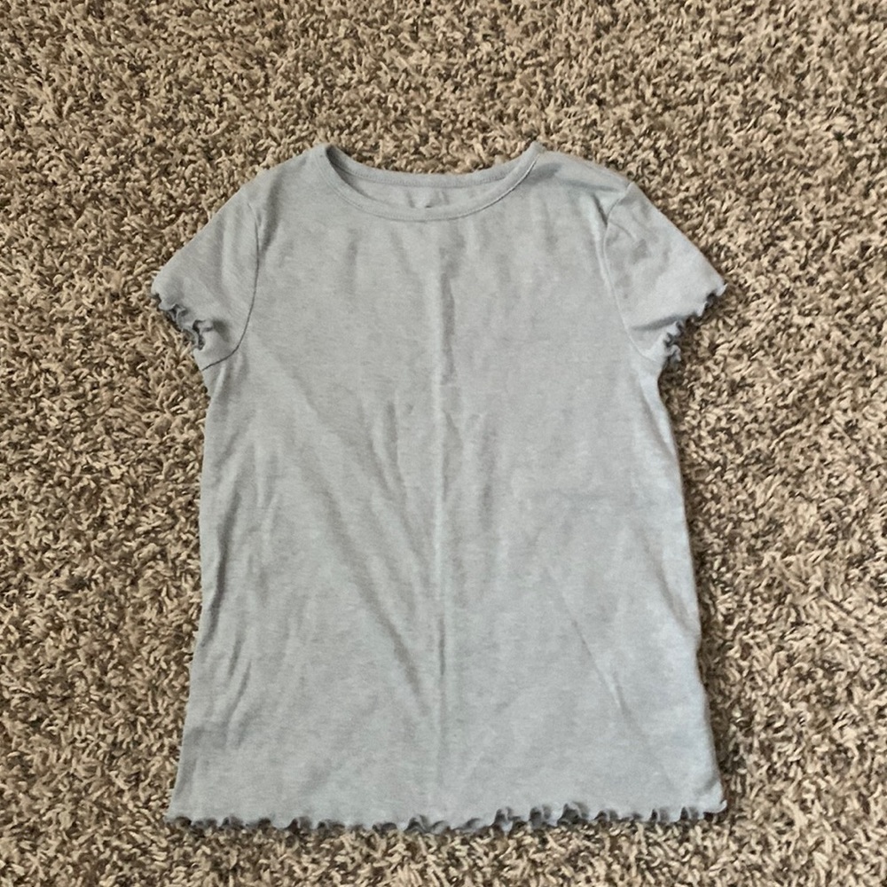 Girls medium art class lettuce cut shirt (USED)